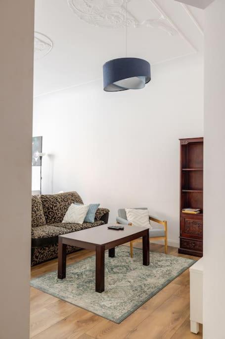 Apartament Rozeta Centrum 6Os レグニツァ エクステリア 写真
